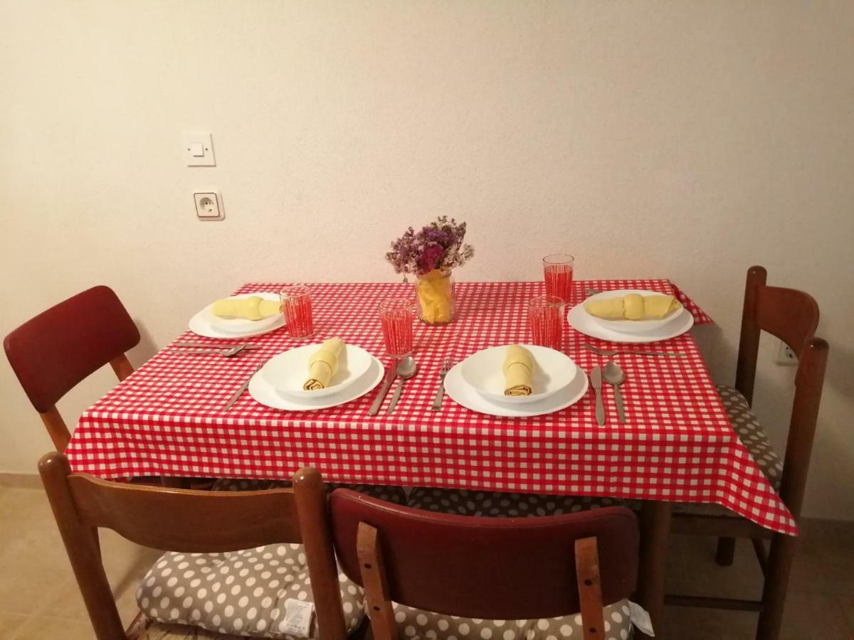 Apartman Tri palme Gabonjin Bagian luar foto