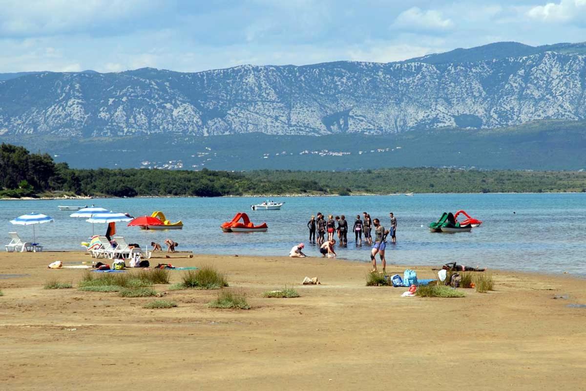 Apartman Tri palme Gabonjin Ruang foto